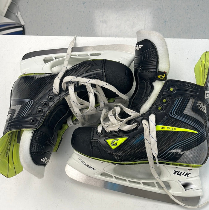 Used Graf Ultra G9035 6D Player Skates w/ Tuuk Holders