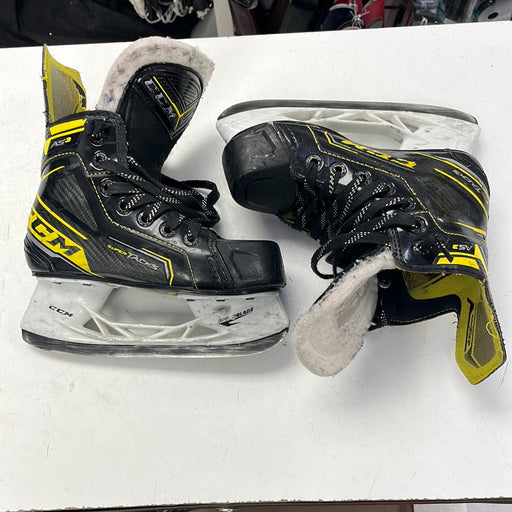 Used CCM SuperTacks AS3 Youth 13 D Player Skates
