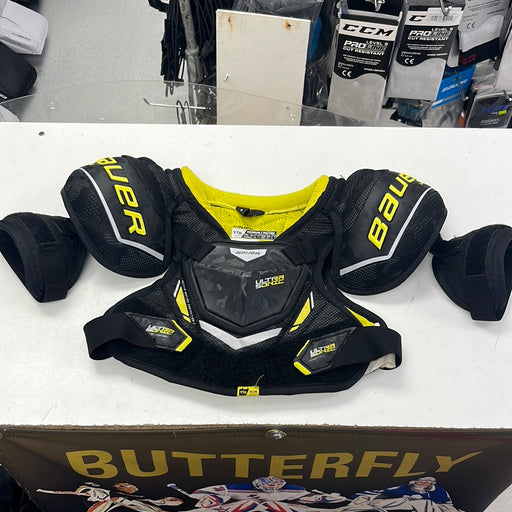 Used Bauer Ultrasonic Youth Medium Shoulder Pads