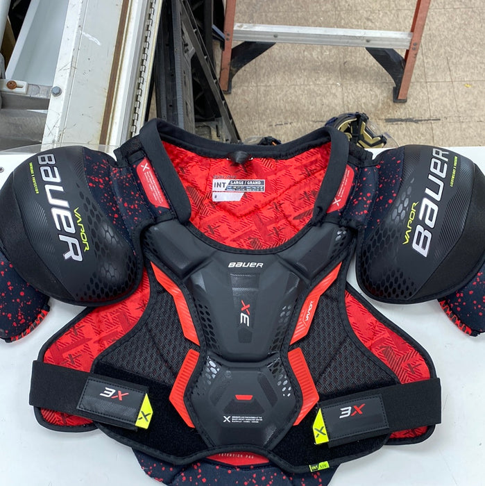Used Bauer Vapor 3x Intermediate Large Shoulder Pads