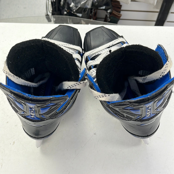 Used Bauer Nexus N2900 4.5EE Player Skates