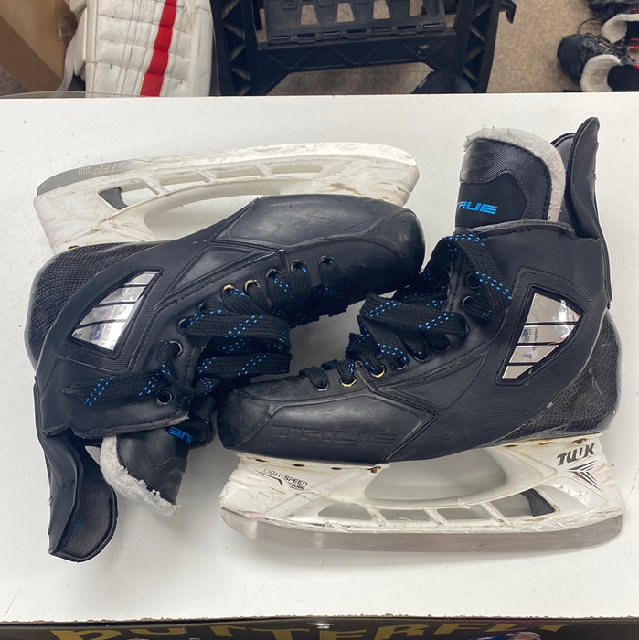 Used True Size 8 Skates
