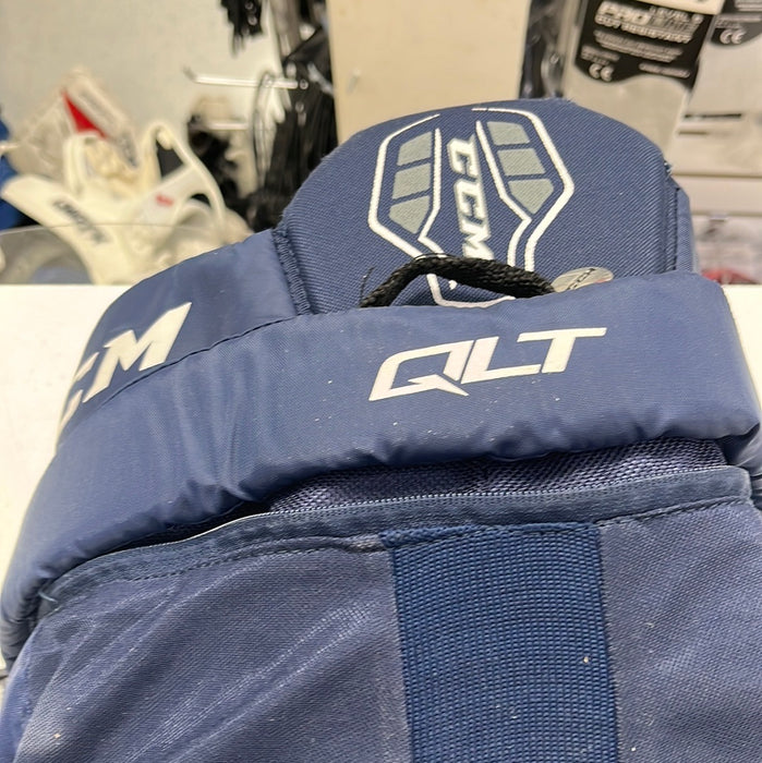 Used CCM QuickLite Youth Large Player Pants