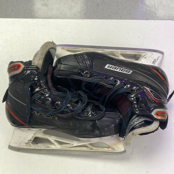 Used Bauer Vapor x700 5.0D Goal Skates