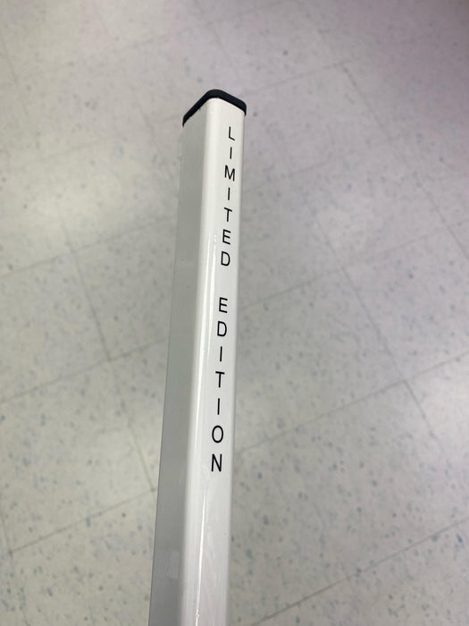 White Out Extra Lite Intermediate Hockey Stick