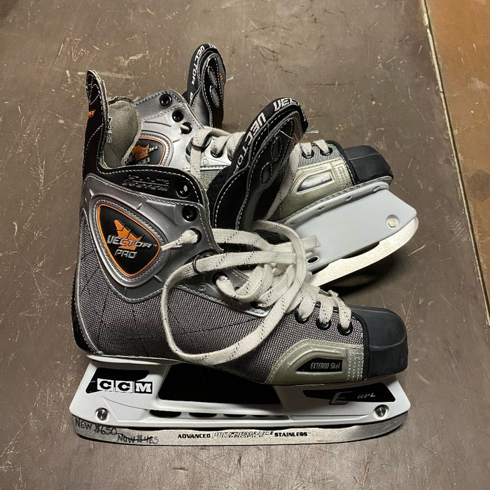 CCM Vector Pro Hockey Skate Senior