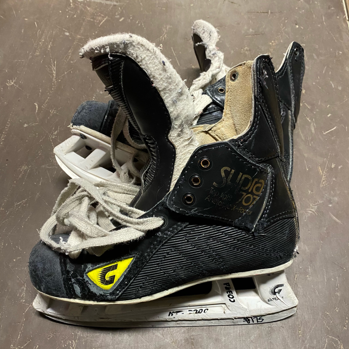 Used Graf Supra 707 7D Player Skates