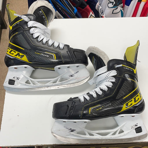 Used CCM Tacks 9370 3D Player Skates