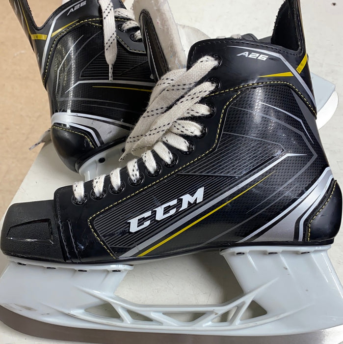 Used CCM Tacks A26 Skates 8D