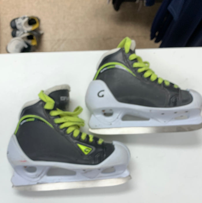 Used Graf SUPRA G4500 5 D Junior Goal Skate