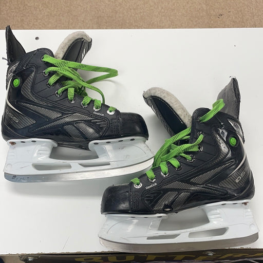 Used Reebok 12k 2EE Player Skates