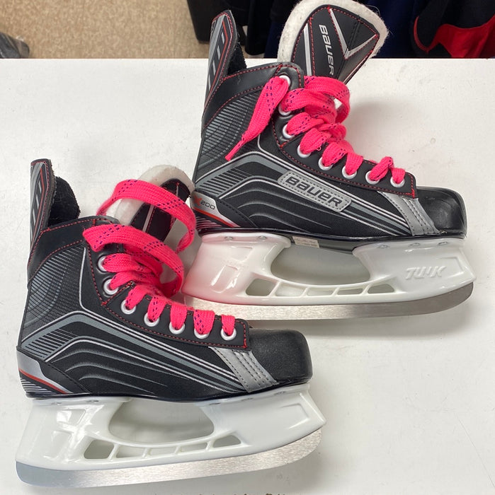 Used Bauer Vapor x200 3 D Skates