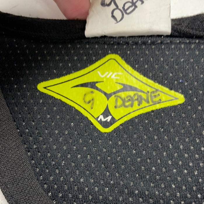 Used Vic X Calibur Lite Youth Medium Shoulder Pads