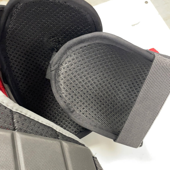 Used CCM Jetspeed FT390 Senior Medium Shoulder Pads