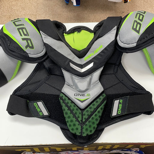 Used Bauer Supreme One.6 Junior Large Shoulder Pads