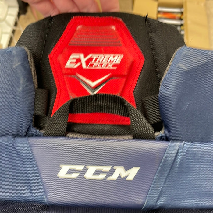 Used CCM Extreme Flex E2.9 Intermediate Small Goal Pants