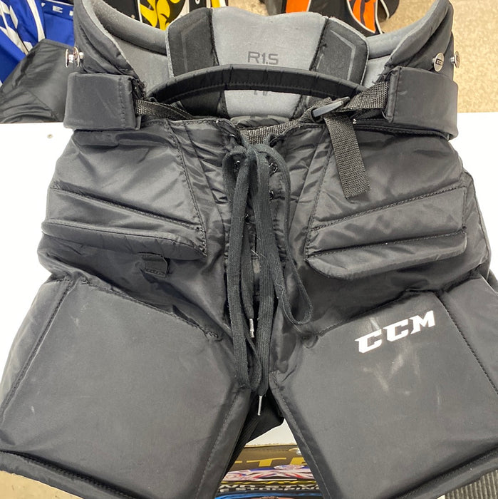 Used CCM R1.5 Junior Large Goalie Pant