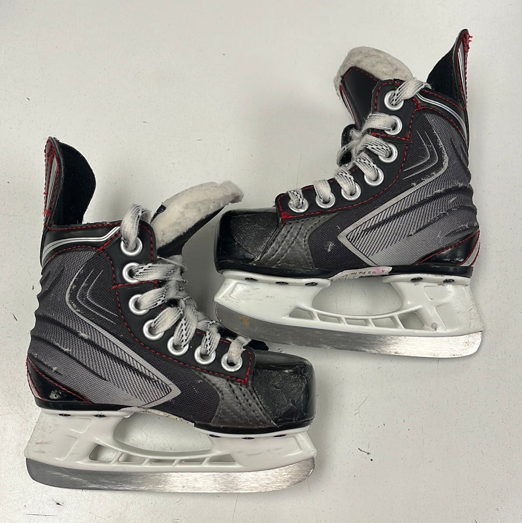 Used Bauer Vapor X40 8 Youth Skate Crow's Sports