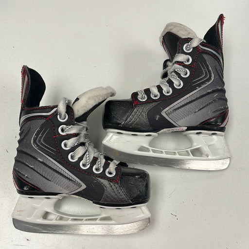Used Bauer Vapor X40 8 Youth Skate