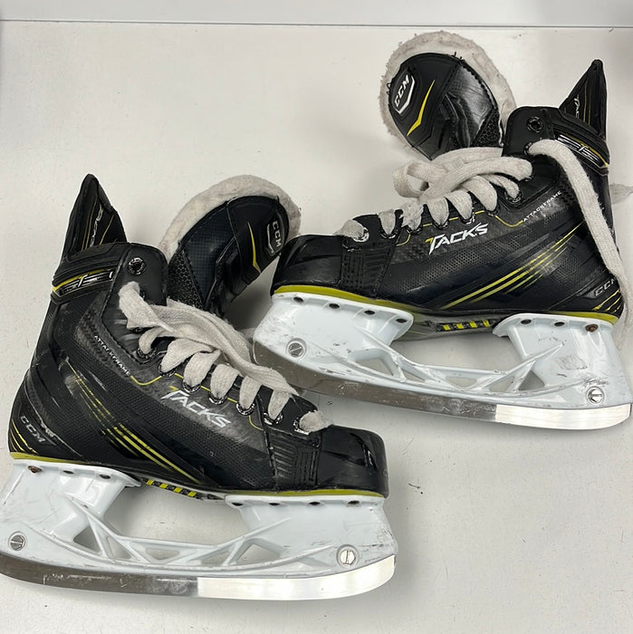 Used CCM Tacks 4.5D Skate