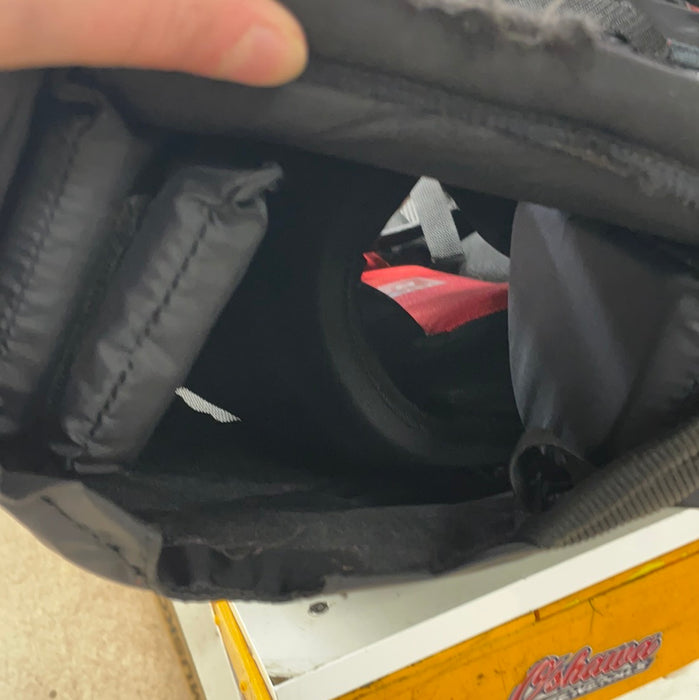 Used CCM E2.5 Junior Small Goal Pants