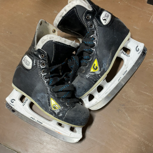 Used Graf Supra 705 4D Player Skates