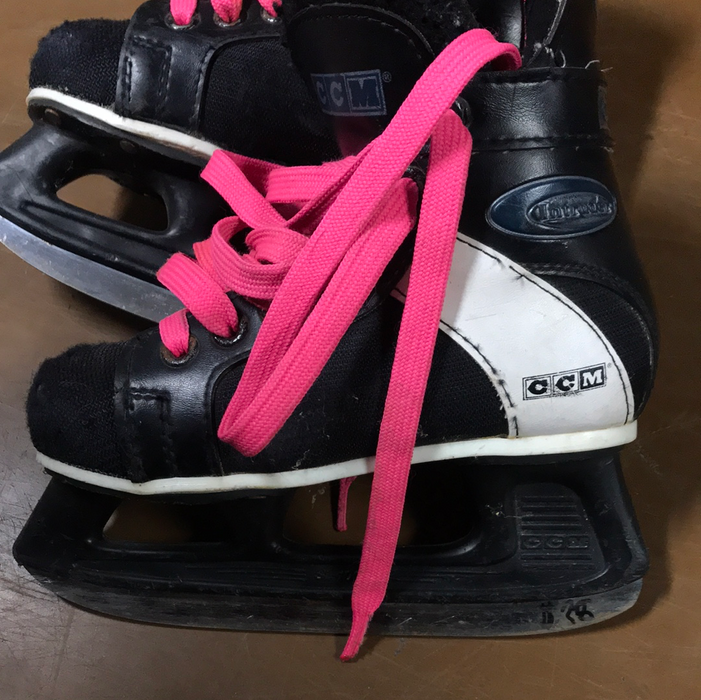 Used CCM Intruder Y13D Skates