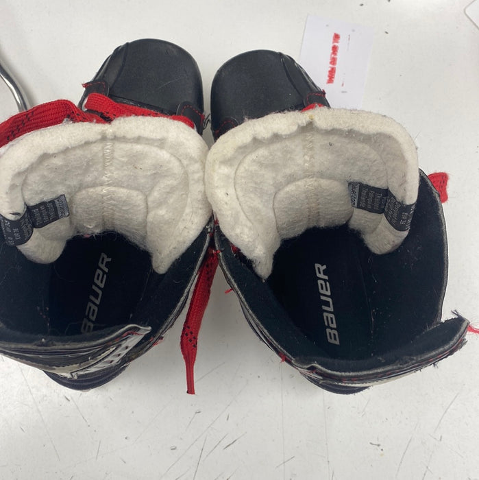 Used Bauer Vapor x500 Size 3 D Skates