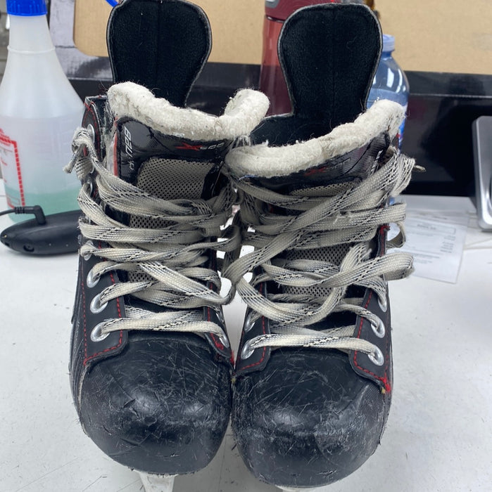 Used Bauer Vapor x500 Youth 13.5 Skates