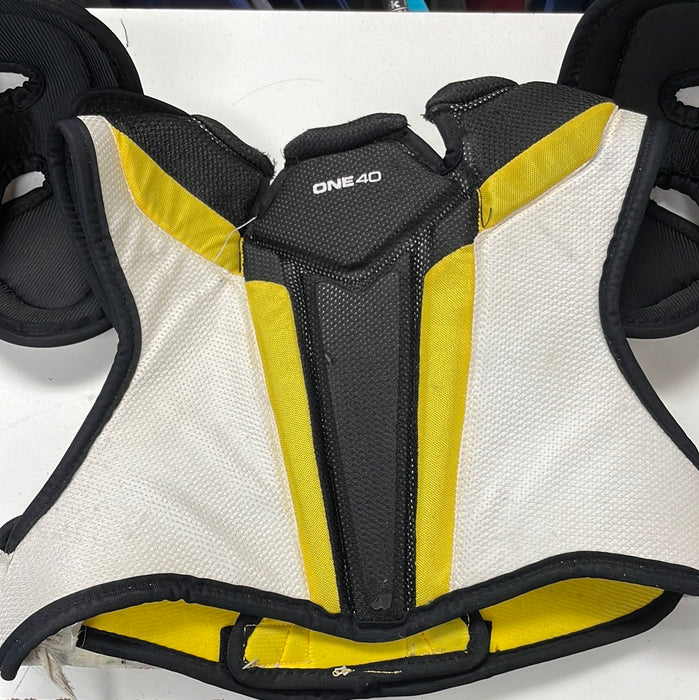 Used Bauer Supreme One40 Junior Small Shoulder Pads