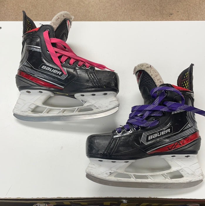 Used Bauer Vapor 2x 13.5 EE Youth Skates