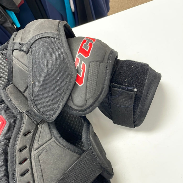 Used CCM RBZ 130 Junior Small Shoulder Pads