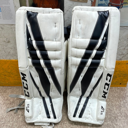 Used CCM Extreme Flex E3.5 22” Goal Pads