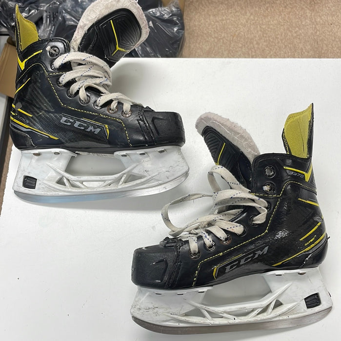 Used CCM SuperTacks 9370 1.5D Player Skates