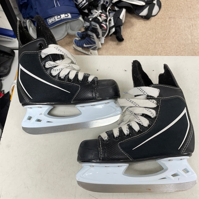 Used CCM Intruder 12D Youth Skates