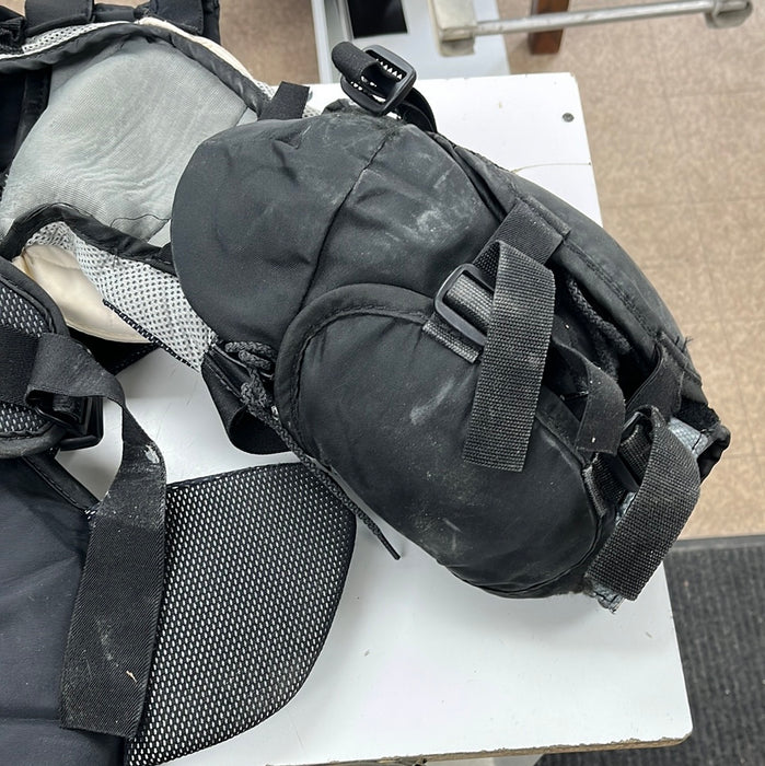 Used Vaughn Epic 800 Junior Medium Chest Protector