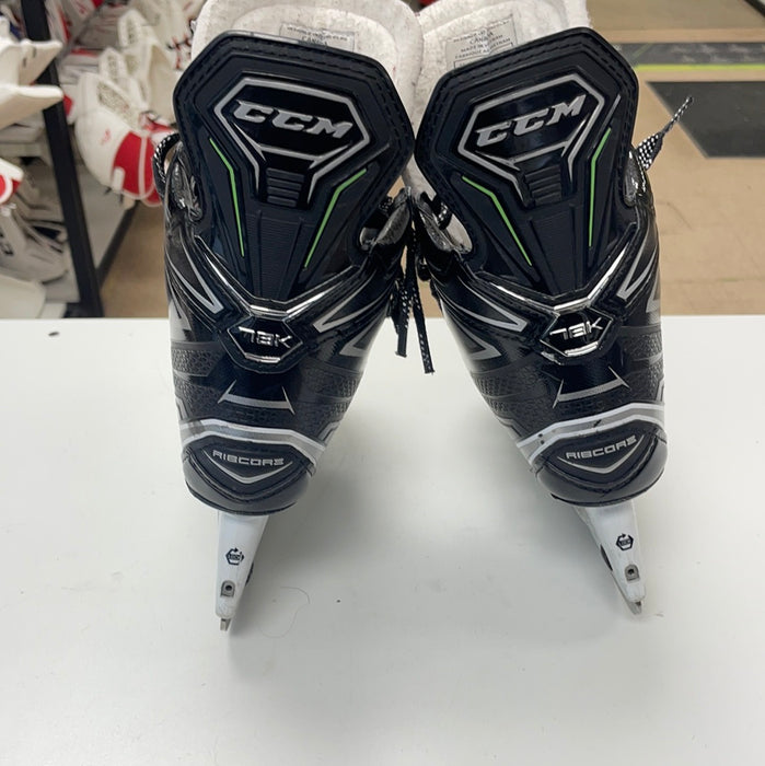 Used CCM RibCor 78k 1.5D Player Skates