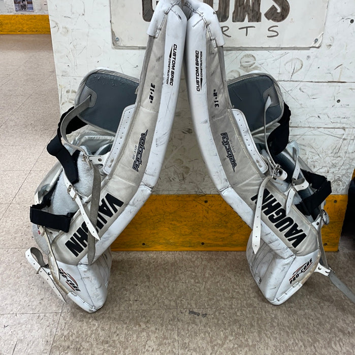 Used Vaughn V7 31”+2” Goalie Pads