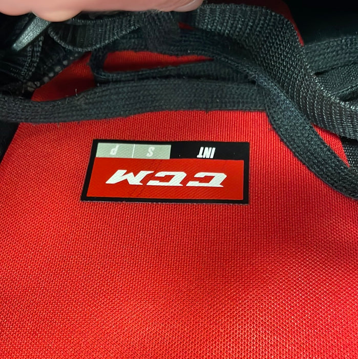 Used CCM Extreme Flex E2.9 Intermediate Small Goal Pants