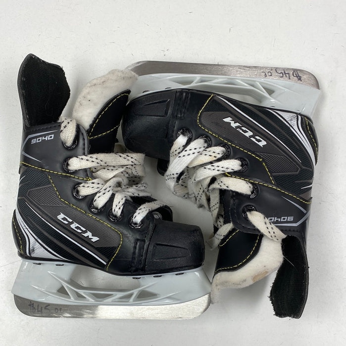 Used CCM Tacks 9040 Youth 7 Skates