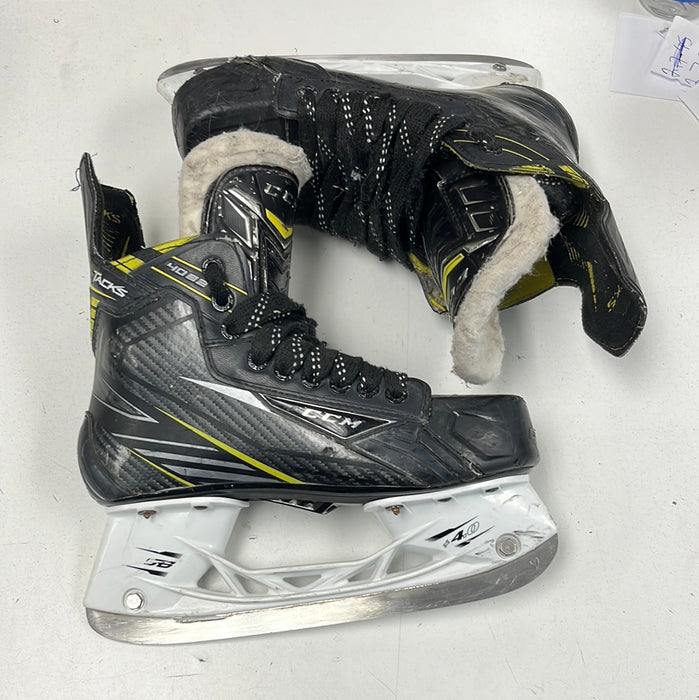Used CCM Tacks 4092 4D Player Skates
