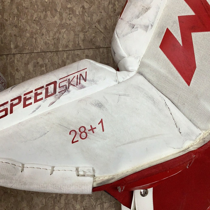 Used CCM Extreme Flex 4.5 Junior Goal Pads