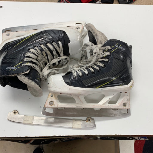 Used CCM 4092 Goal Skates 2D +extra steel