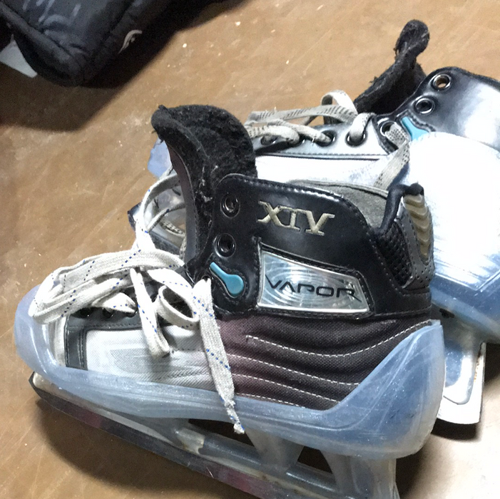 Used Bauer Vapor XIV 4EE Skates