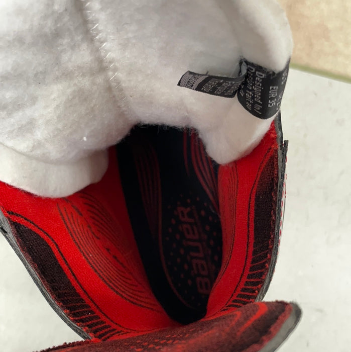 Used Bauer Vapor x2.7 2EE Player Skates