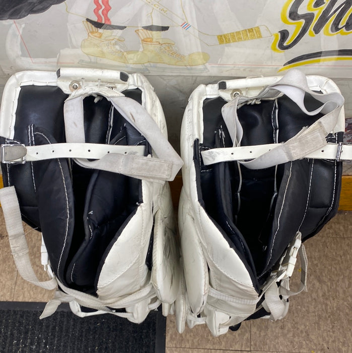 Used CCM Extreme Flex 400 26+1 Goal Pads