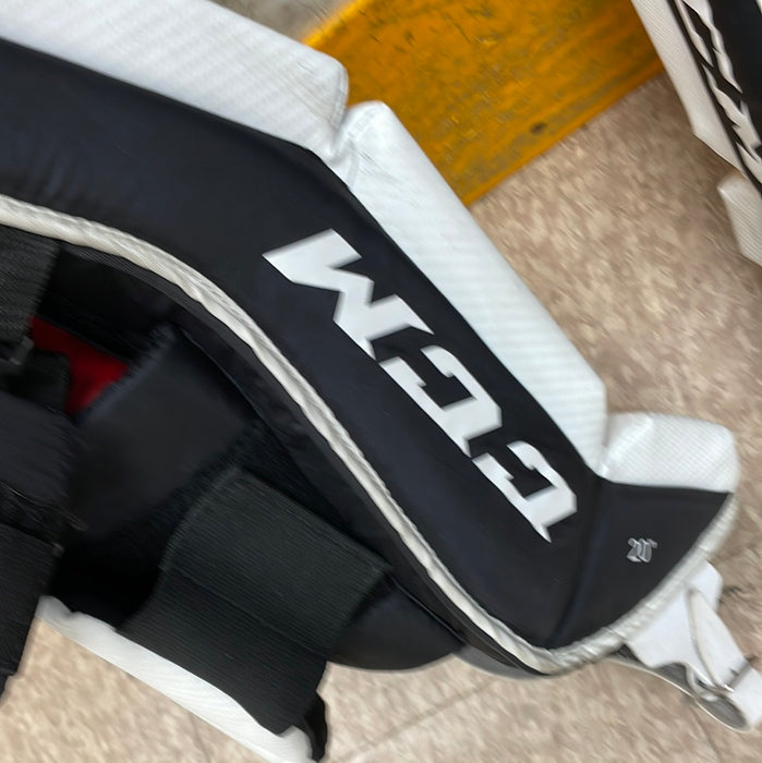 Used CCM YT Flex 20” Goal Pads