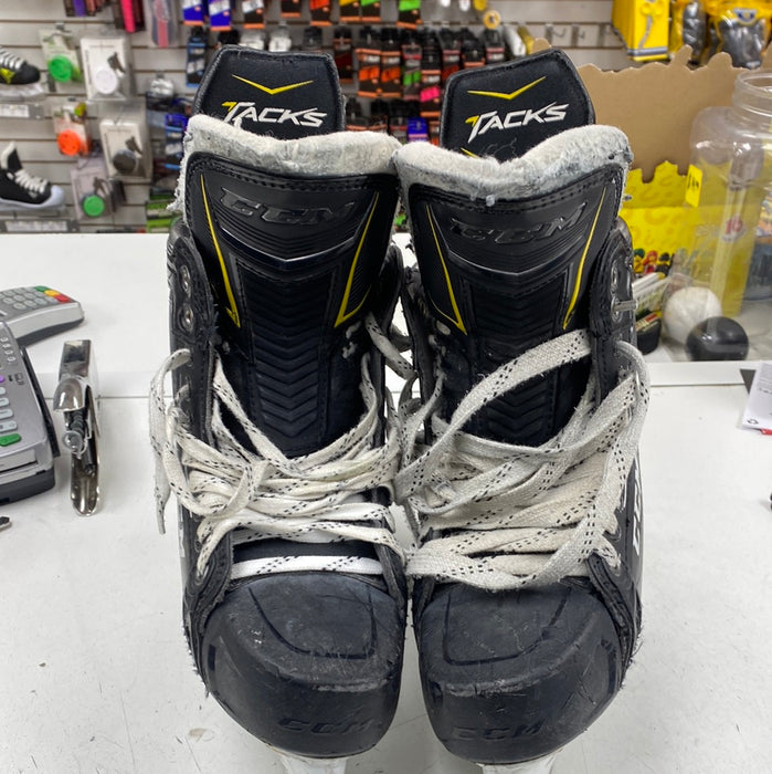 Used CCM Tacks 9090 6 D Skates