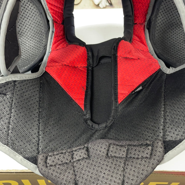 Used CCM Jetspeed FT390 Senior Medium Shoulder Pads