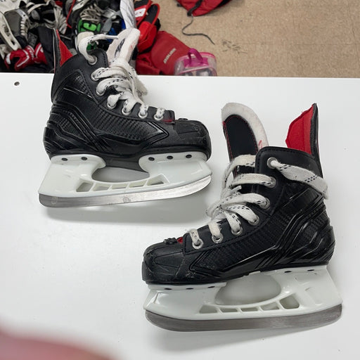 Used Bauer Vapor x250 11D Youth Skates